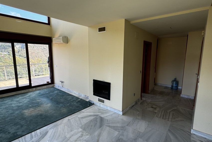 R5363680-Apartment-For-Sale-Benahavis-Penthouse-Duplex-3-Beds-190-Built-1