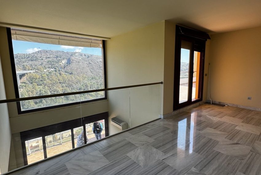 R5363680-Apartment-For-Sale-Benahavis-Penthouse-Duplex-3-Beds-190-Built-3
