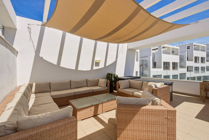 R5363704-Apartment-For-Sale-Estepona-Penthouse-3-Beds-111-Built-1