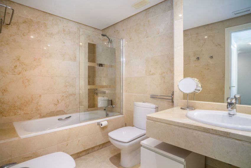 R5364052-Apartment-For-Sale-Puerto-Banus-Middle-Floor-Apartment-2-Beds-91-Built-4