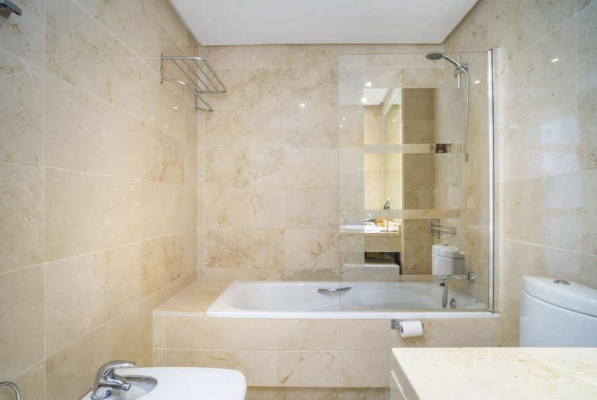 R5364052-Apartment-For-Sale-Puerto-Banus-Middle-Floor-Apartment-2-Beds-91-Built-5