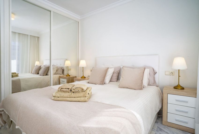 R5364052-Apartment-For-Sale-Puerto-Banus-Middle-Floor-Apartment-2-Beds-91-Built