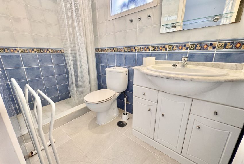 R5365108-House-For-Sale-Nueva-Andalucia-Semi-Detached-House-2-Beds-98-Built-13