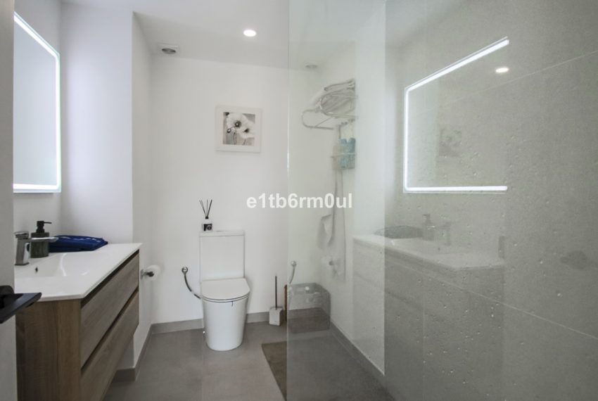 R5365396-Apartment-For-Sale-Nueva-Andalucia-Middle-Floor-Apartment-2-Beds-133-Built-19