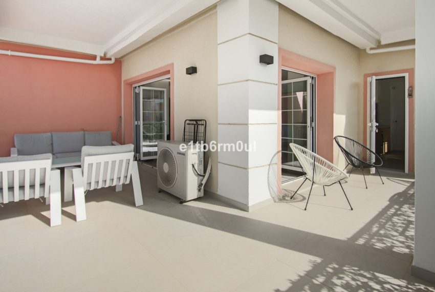 R5365396-Apartment-For-Sale-Nueva-Andalucia-Middle-Floor-Apartment-2-Beds-133-Built-2