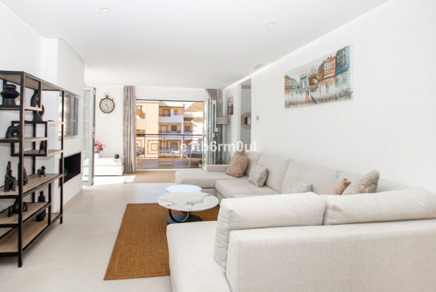 R5365396-Apartment-For-Sale-Nueva-Andalucia-Middle-Floor-Apartment-2-Beds-133-Built-7