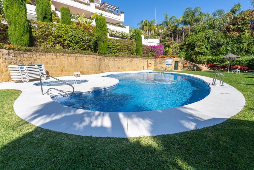 R5365444-Apartment-For-Sale-Nueva-Andalucia-Middle-Floor-Apartment-2-Beds-162-Built