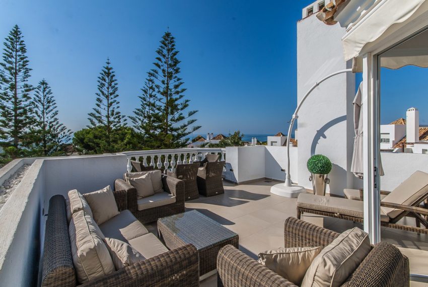 R5366002-Apartment-For-Sale-Elviria-Penthouse-4-Beds-208-Built-1