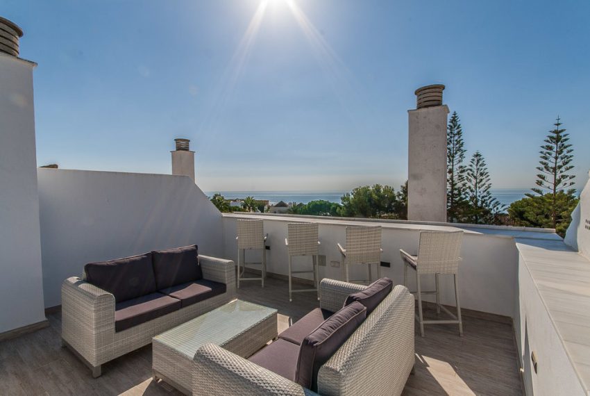 R5366002-Apartment-For-Sale-Elviria-Penthouse-4-Beds-208-Built-17