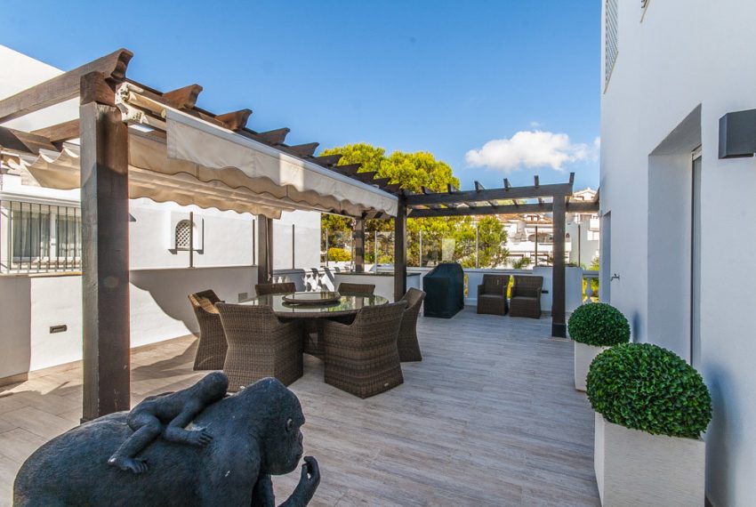 R5366002-Apartment-For-Sale-Elviria-Penthouse-4-Beds-208-Built-8