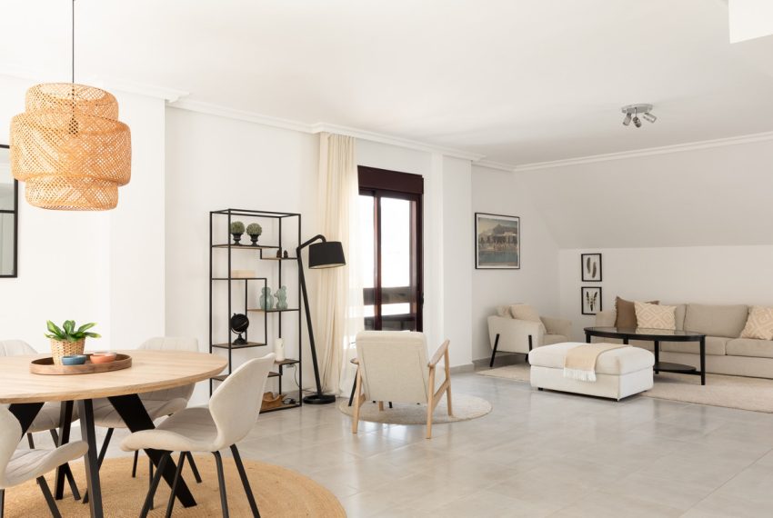 R5366362-Apartment-For-Sale-Nueva-Andalucia-Penthouse-Duplex-4-Beds-191-Built-2