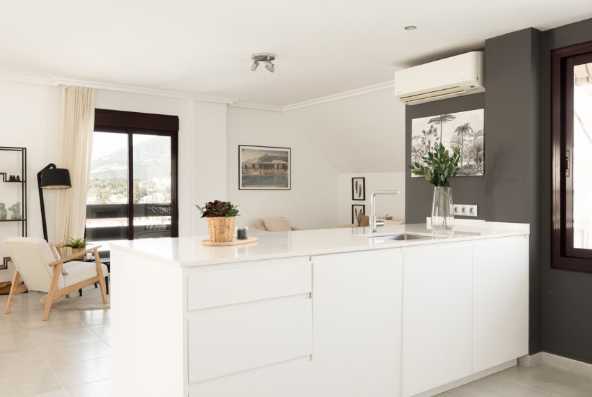 R5366362-Apartment-For-Sale-Nueva-Andalucia-Penthouse-Duplex-4-Beds-191-Built-4