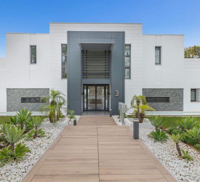 R5366503-Image 1-Middle Floor Apartment - 2 Beds - 100 Built