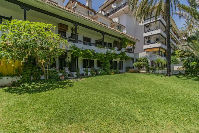 R5367196-Apartment-For-Sale-The-Golden-Mile-Penthouse-1-Beds-40-Built-19