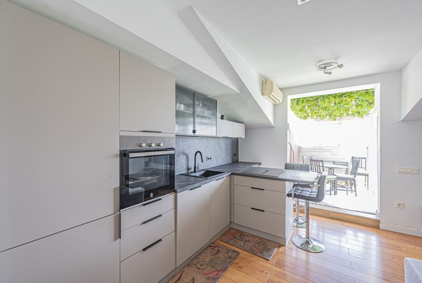 R5367196-Apartment-For-Sale-The-Golden-Mile-Penthouse-1-Beds-40-Built-7
