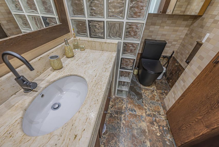 R5367196-Apartment-For-Sale-The-Golden-Mile-Penthouse-1-Beds-40-Built-8