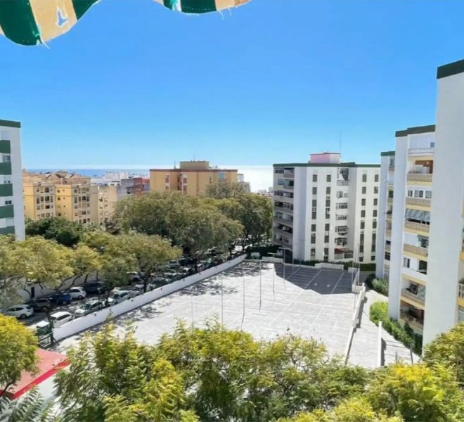 R5367325-Image 1-Middle Floor Apartment - 3 Beds - 88 Built