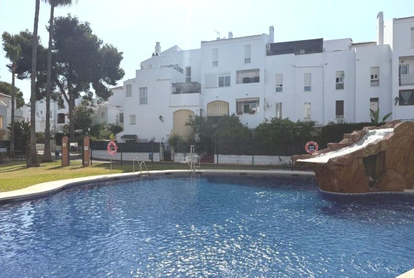 R5367643-Apartment-For-Sale-Elviria-Penthouse-3-Beds-90-Built-1