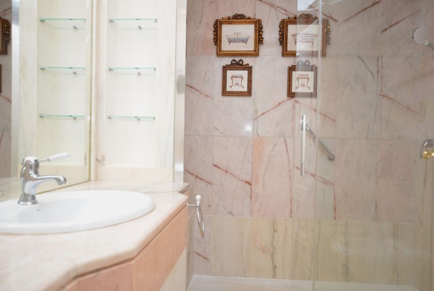 R5368003-Apartment-For-Sale-Marbella-Middle-Floor-Apartment-3-Beds-180-Built-13