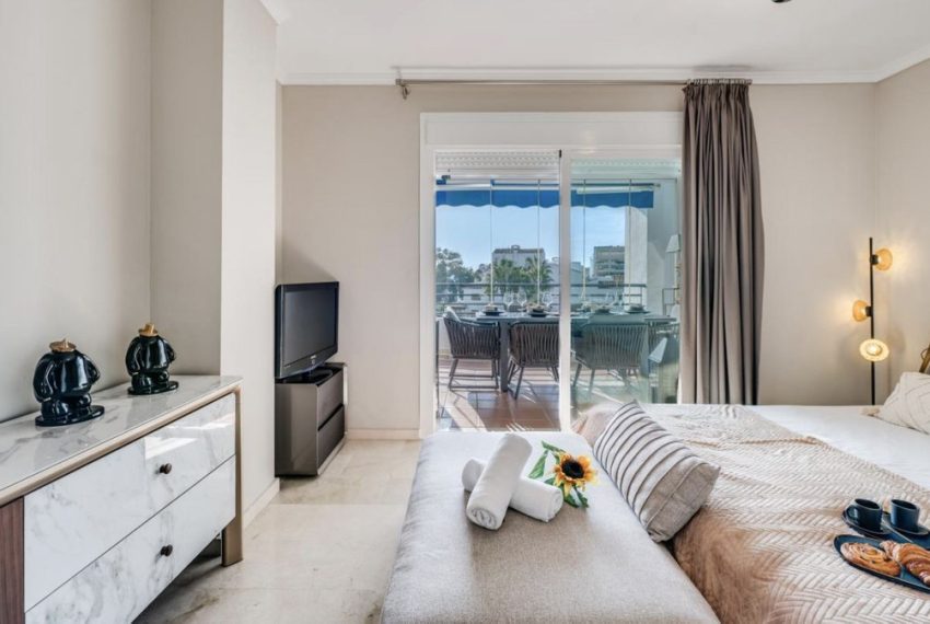 R5368048-Apartment-For-Sale-Puerto-Banus-Penthouse-Duplex-4-Beds-140-Built-14