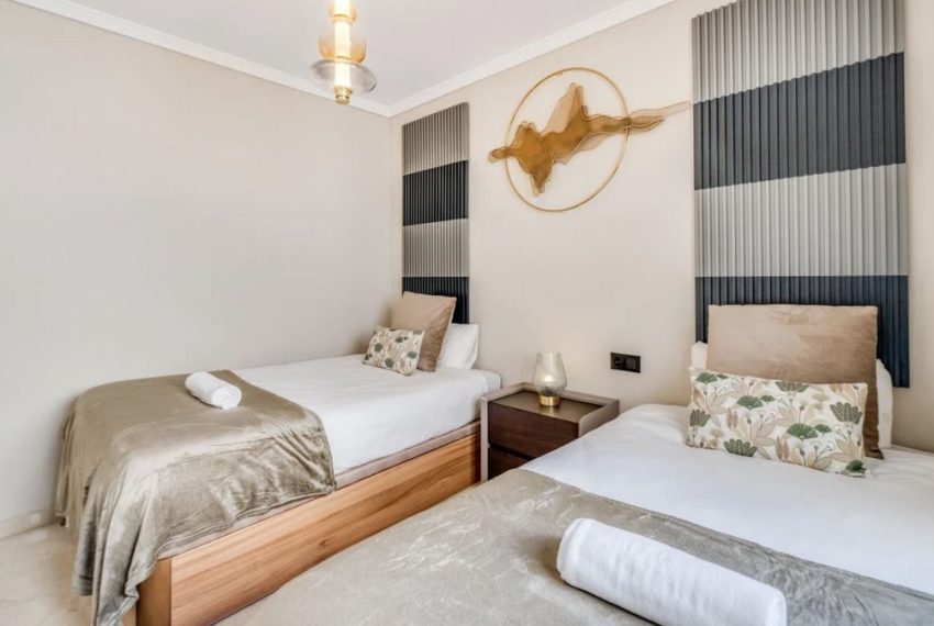 R5368048-Apartment-For-Sale-Puerto-Banus-Penthouse-Duplex-4-Beds-140-Built-15