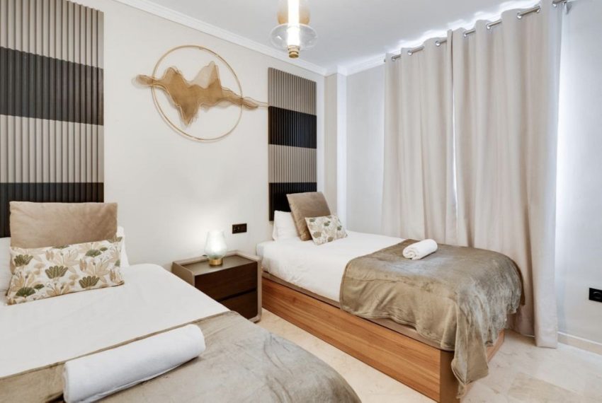 R5368048-Apartment-For-Sale-Puerto-Banus-Penthouse-Duplex-4-Beds-140-Built-16
