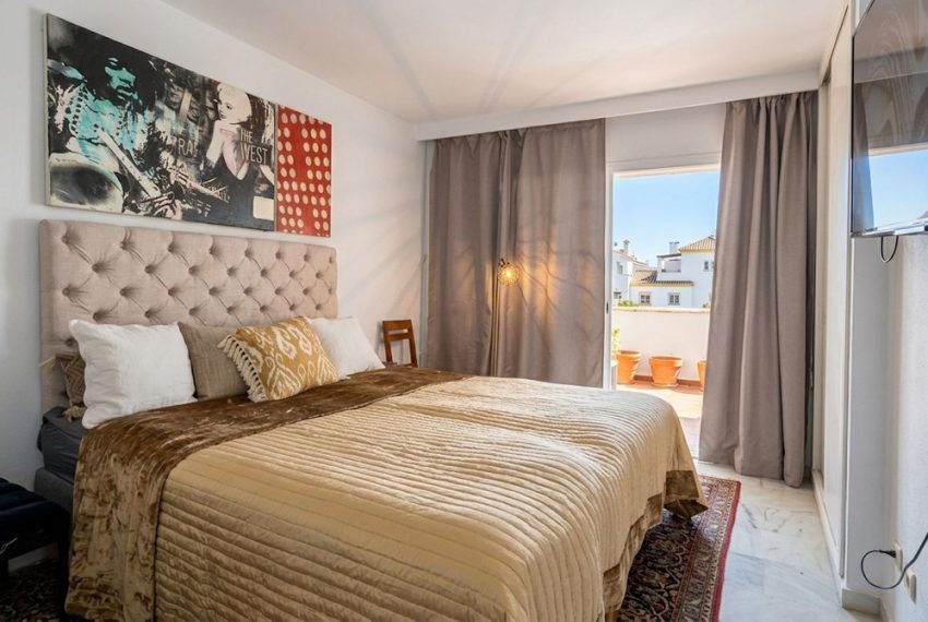 R5368201-House-For-Sale-Nueva-Andalucia-Townhouse-3-Beds-128-Built-15