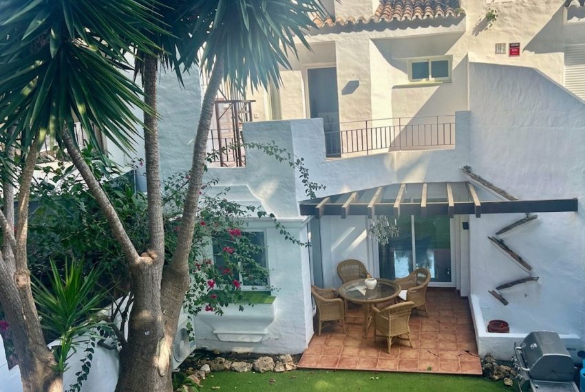 R5368201-House-For-Sale-Nueva-Andalucia-Townhouse-3-Beds-128-Built-18