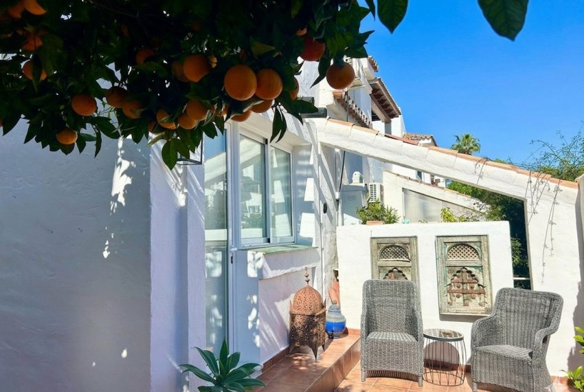 R5368201-House-For-Sale-Nueva-Andalucia-Townhouse-3-Beds-128-Built-5