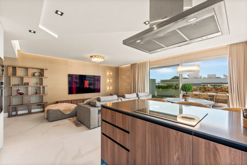 R5368996-Apartment-For-Sale-San-Pedro-de-Alcantara-Penthouse-3-Beds-369-Built-11