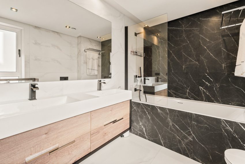 R5368996-Apartment-For-Sale-San-Pedro-de-Alcantara-Penthouse-3-Beds-369-Built-18