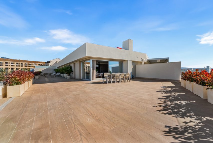 R5368996-Apartment-For-Sale-San-Pedro-de-Alcantara-Penthouse-3-Beds-369-Built-2