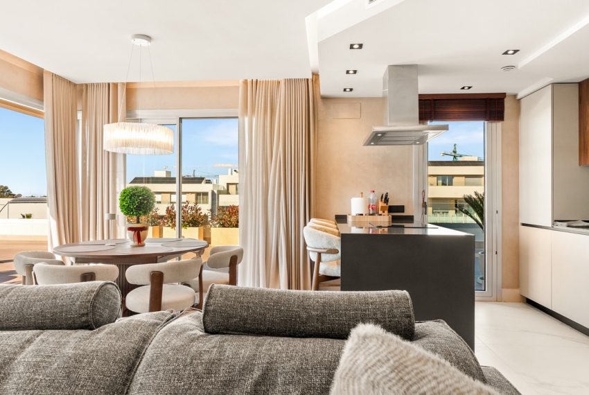 R5368996-Apartment-For-Sale-San-Pedro-de-Alcantara-Penthouse-3-Beds-369-Built-7