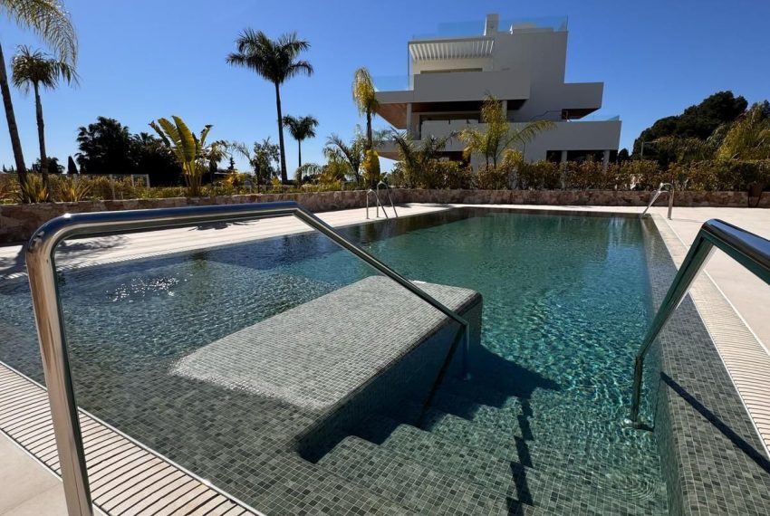 R5369272-Apartment-For-Sale-The-Golden-Mile-Ground-Floor-Apartment-4-Beds-302-Built-11