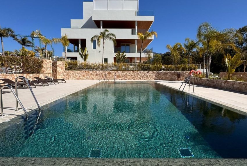 R5369272-Apartment-For-Sale-The-Golden-Mile-Ground-Floor-Apartment-4-Beds-302-Built-8