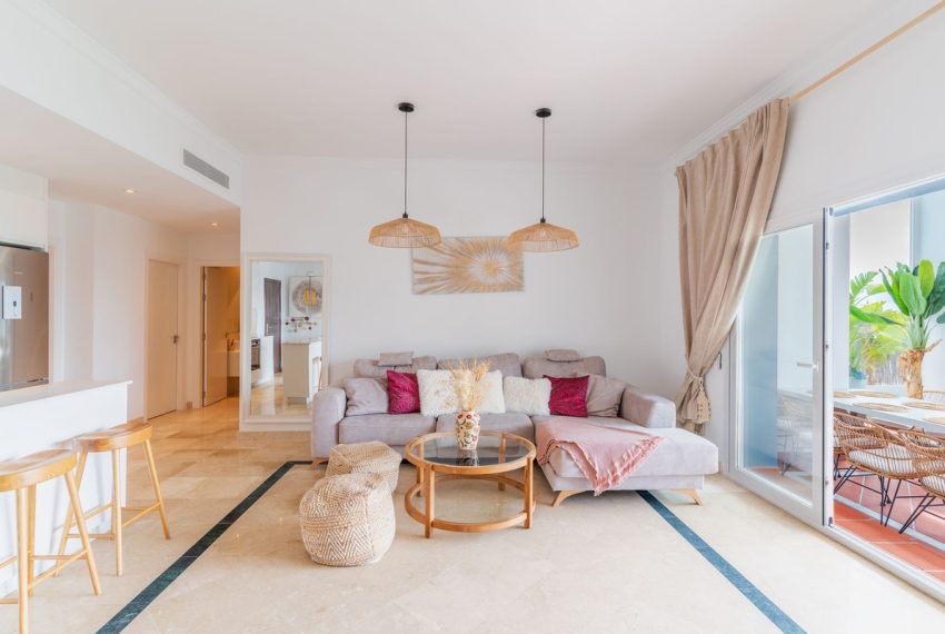 R5370244-Apartment-For-Sale-Benahavis-Ground-Floor-Apartment-3-Beds-111-Built-1