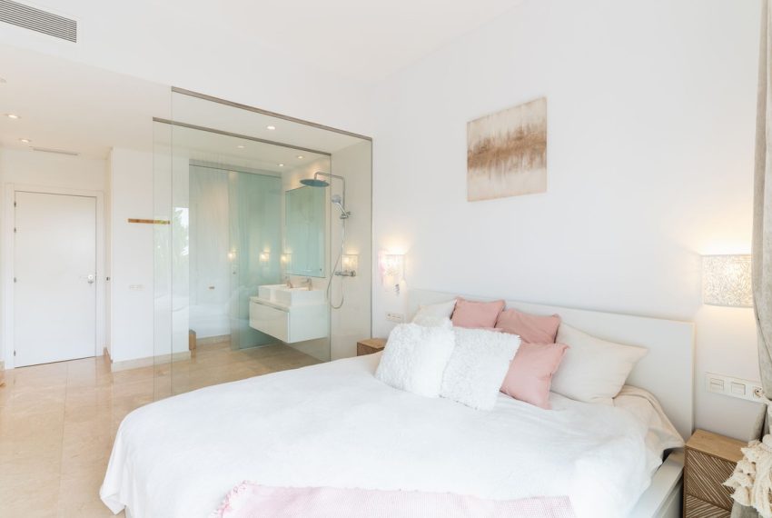 R5370244-Apartment-For-Sale-Benahavis-Ground-Floor-Apartment-3-Beds-111-Built-9