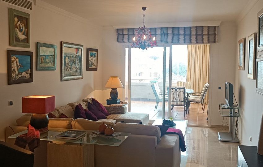 R5370286-Apartment-For-Sale-Marbella-Middle-Floor-Apartment-2-Beds-162-Built