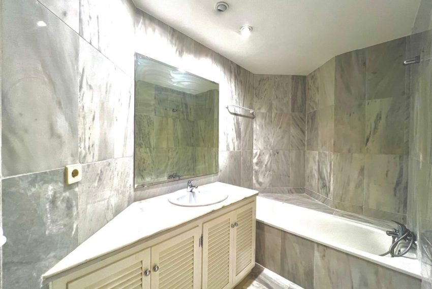 R5370454-Apartment-For-Sale-Marbella-Ground-Floor-Apartment-3-Beds-136-Built-15
