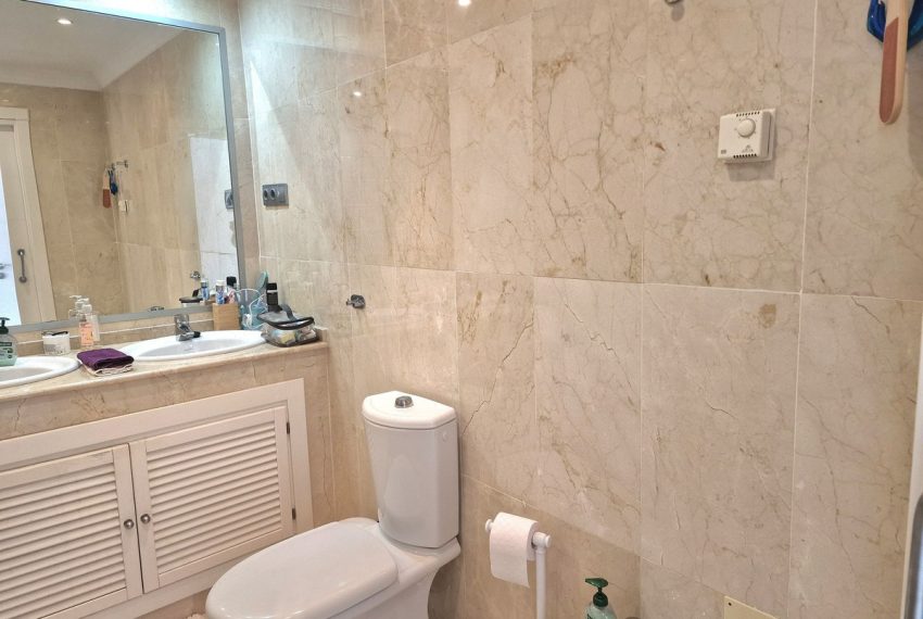 R5370913-Apartment-For-Sale-Nueva-Andalucia-Middle-Floor-Apartment-2-Beds-131-Built-19