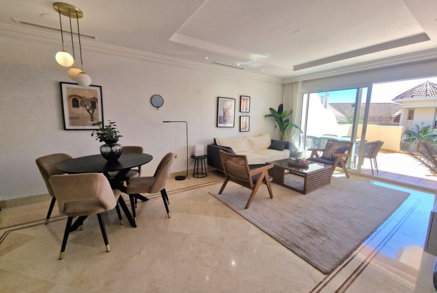R5370913-Apartment-For-Sale-Nueva-Andalucia-Middle-Floor-Apartment-2-Beds-131-Built-5