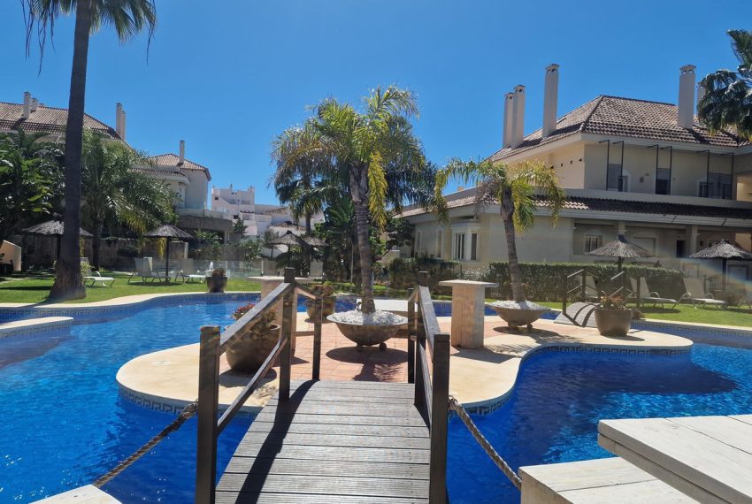 R5370913-Apartment-For-Sale-Nueva-Andalucia-Middle-Floor-Apartment-2-Beds-131-Built