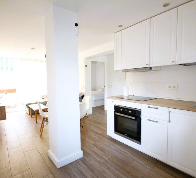 R5371183-Image 1-Middle Floor Apartment - 1 Beds - 45 Built