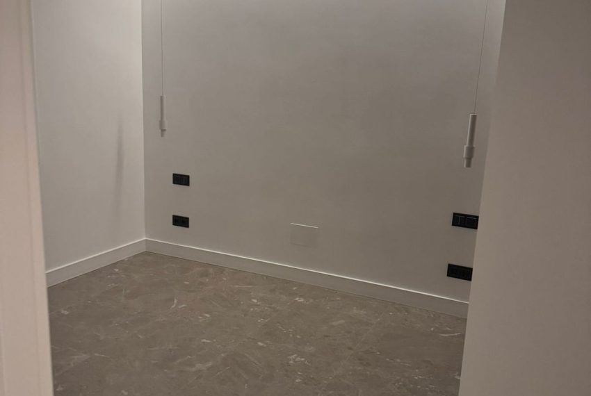 R5371186-Apartment-For-Sale-Aloha-Middle-Floor-Apartment-3-Beds-126-Built-4