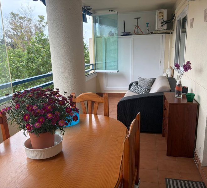 R5371267-Image 1-Middle Floor Apartment - 2 Beds - 64 Built