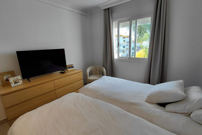 R5371375-Apartment-For-Sale-The-Golden-Mile-Middle-Floor-Apartment-2-Beds-85-Built-16