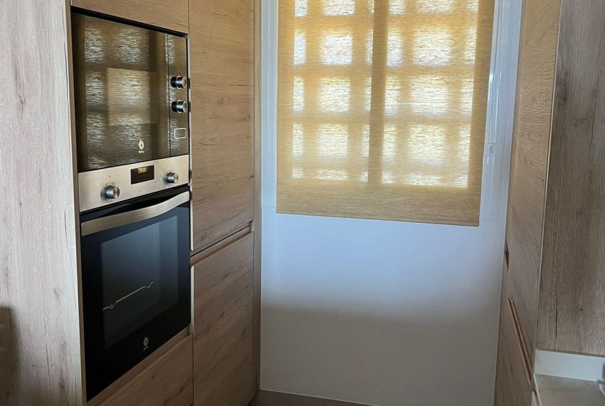 R5371375-Apartment-For-Sale-The-Golden-Mile-Middle-Floor-Apartment-2-Beds-85-Built-5