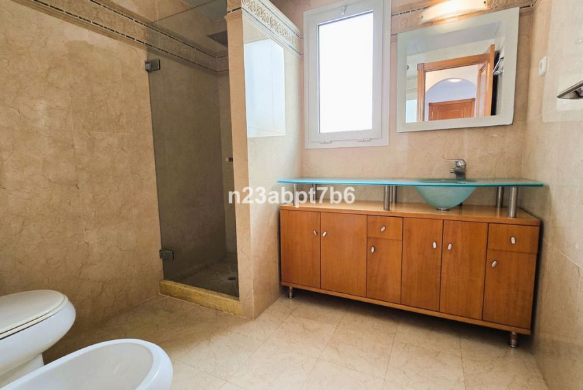 R5371813-Apartment-For-Sale-Nueva-Andalucia-Middle-Floor-Apartment-2-Beds-92-Built-10