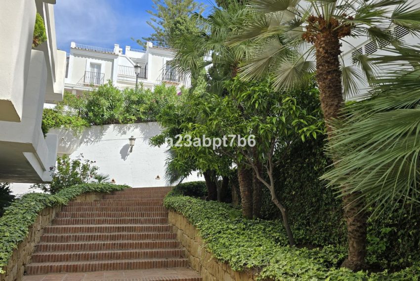 R5371813-Apartment-For-Sale-Nueva-Andalucia-Middle-Floor-Apartment-2-Beds-92-Built-12