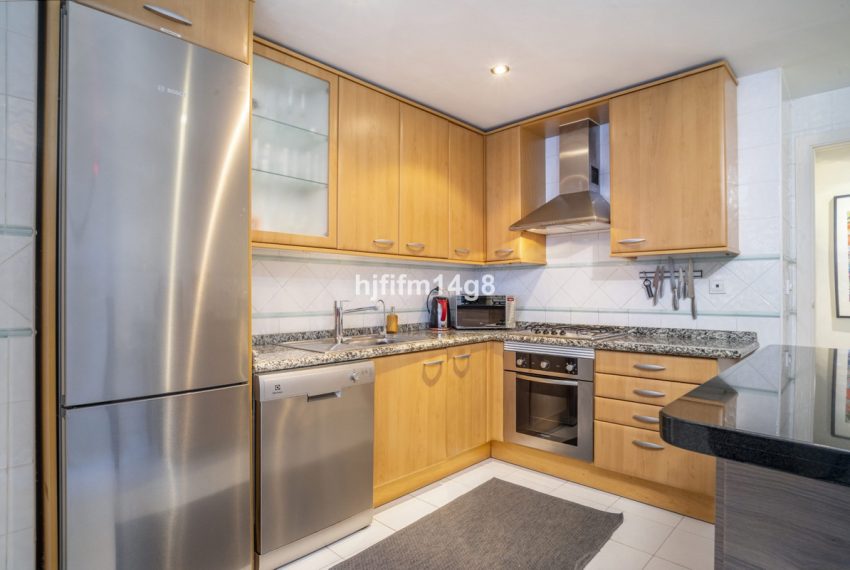 R5371969-Apartment-For-Sale-San-Pedro-de-Alcantara-Ground-Floor-Apartment-2-Beds-88-Built-11
